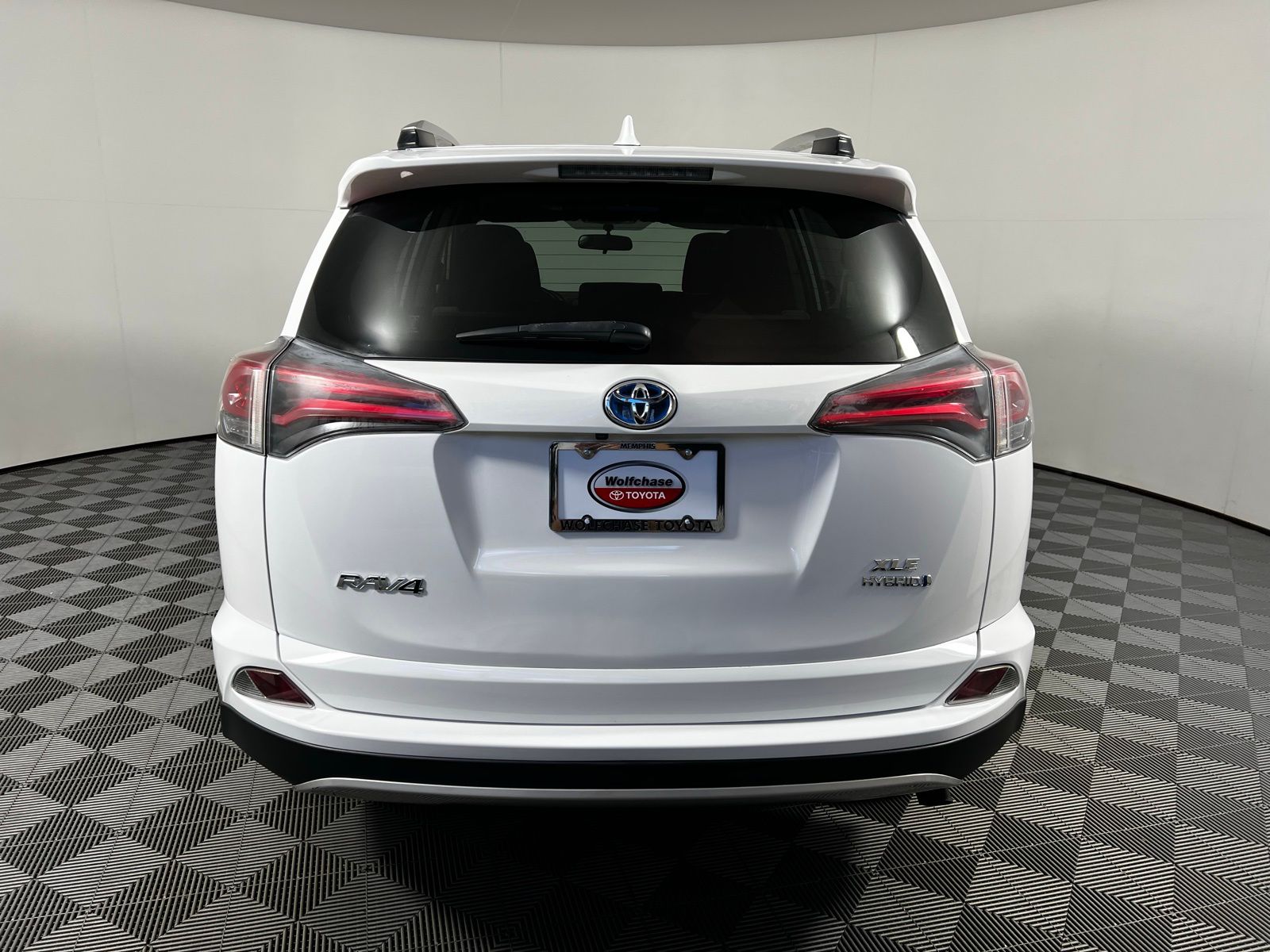 Thumbnail: 2016 Toyota RAV4 - 6