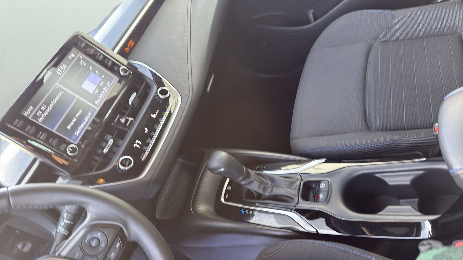 Used Car 2022 Toyota Corolla  Se For Sale Under $20,000 In Austin, Texas