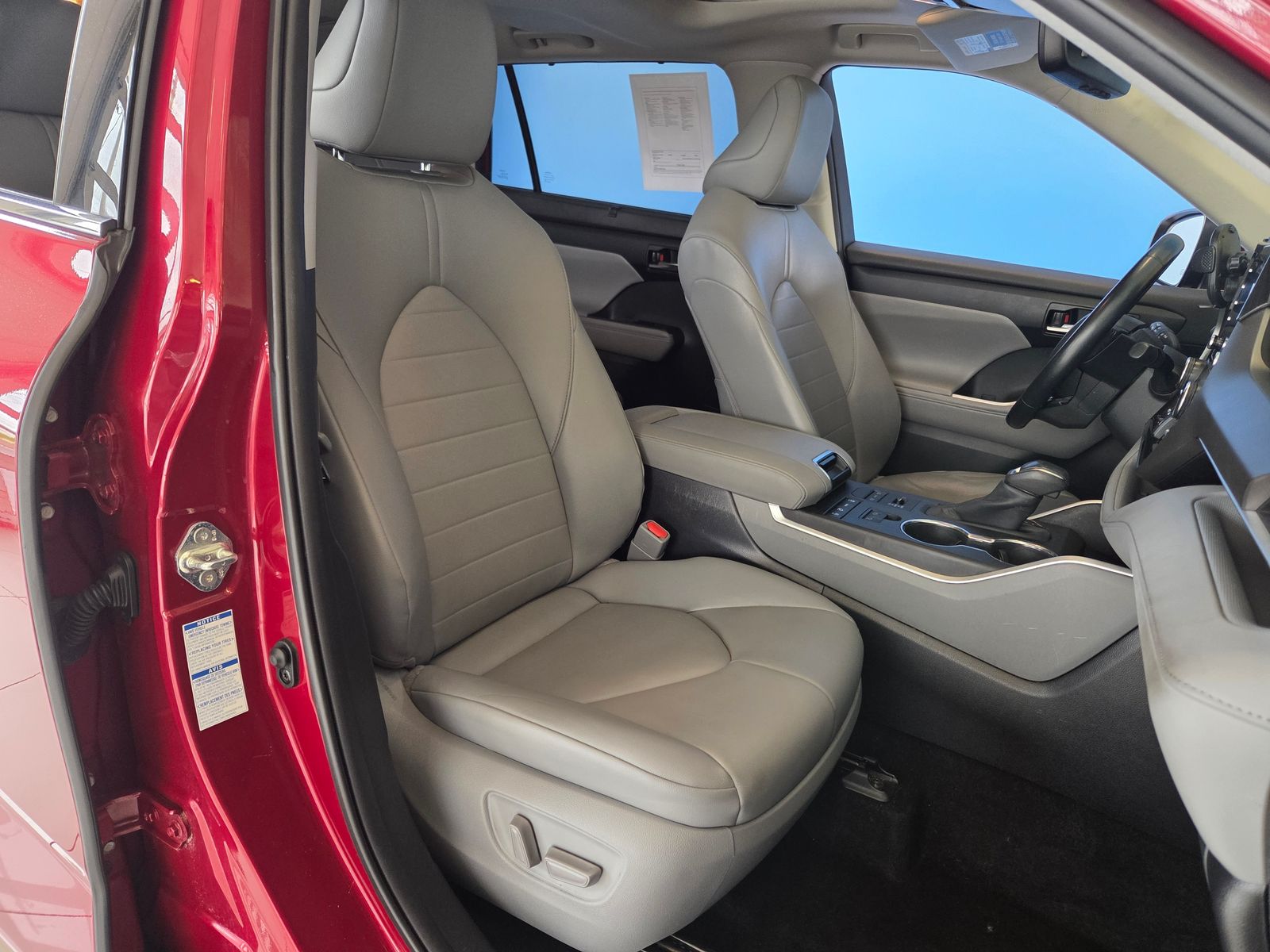Used 2020 Red Toyota XLE image 23