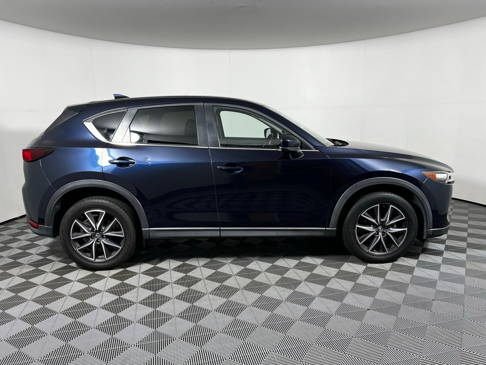 Thumbnail: 2018 Mazda CX-5 - 4