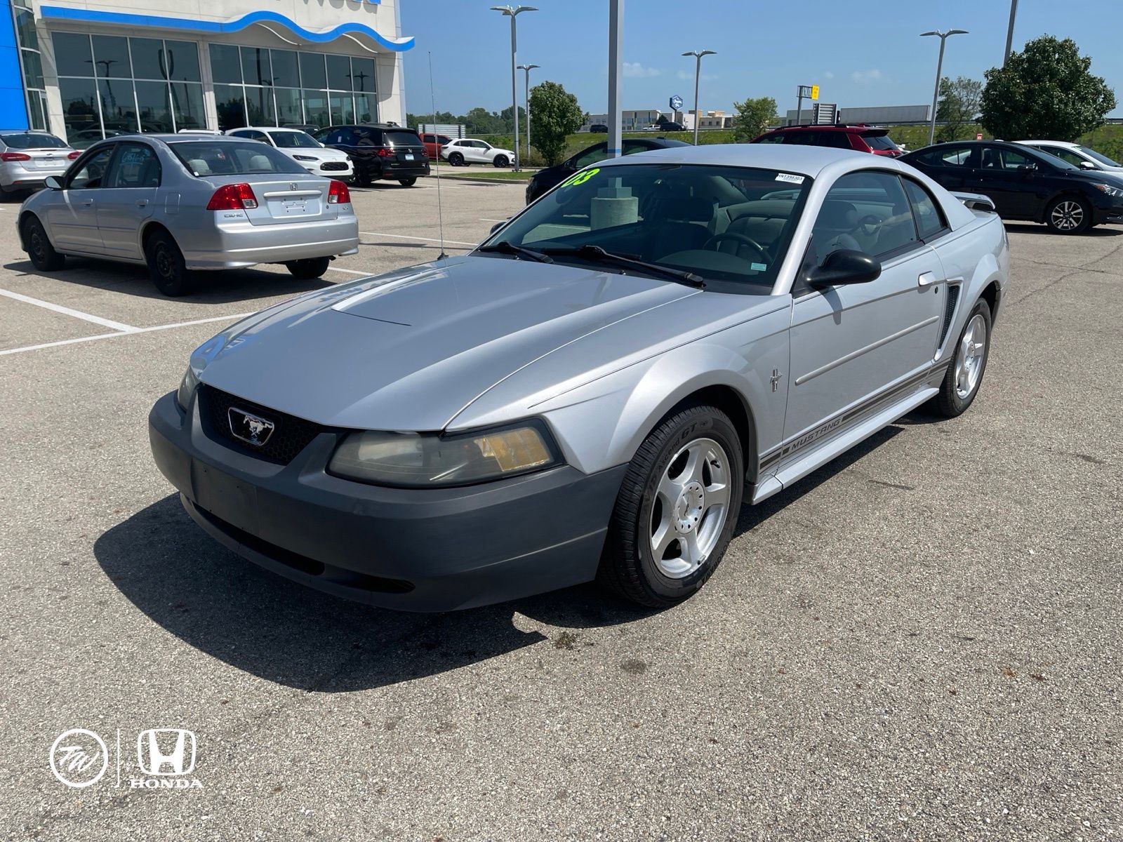 Silver 2003 Ford Mustang Coupe 4-Speed Automatic Overdrive