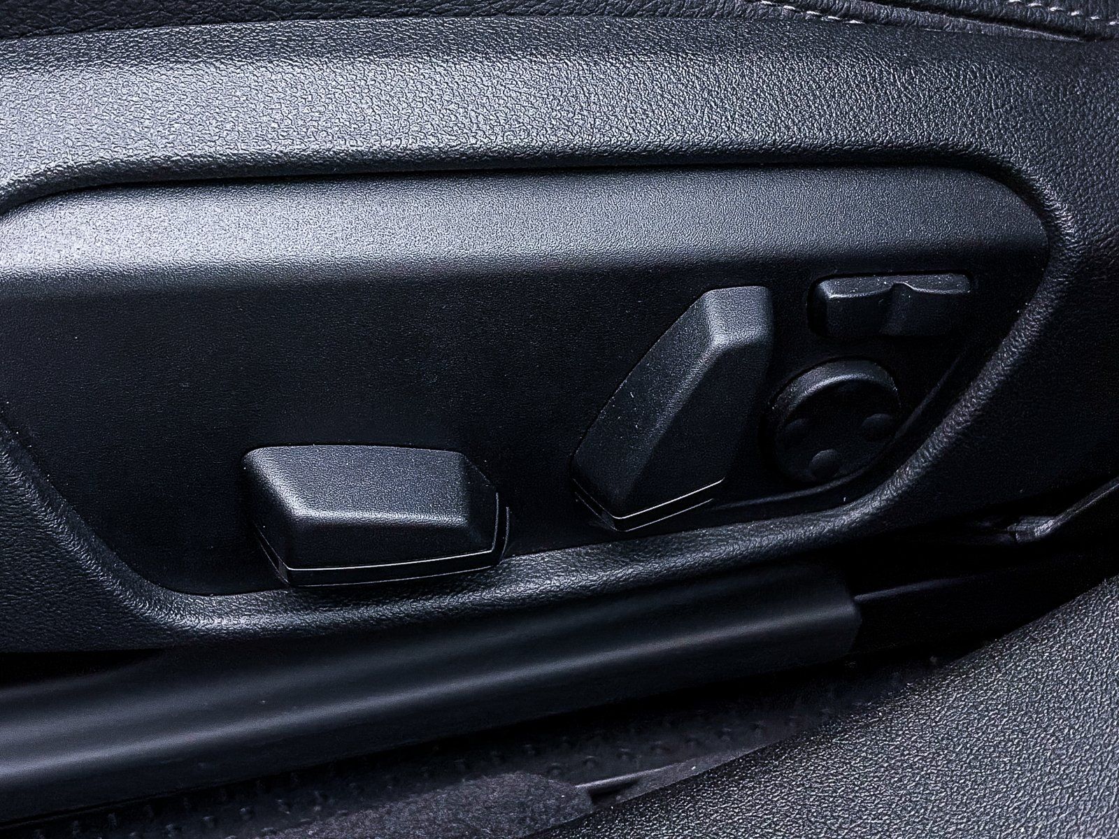 2024 BMW 2 Series M235i - Photo 19