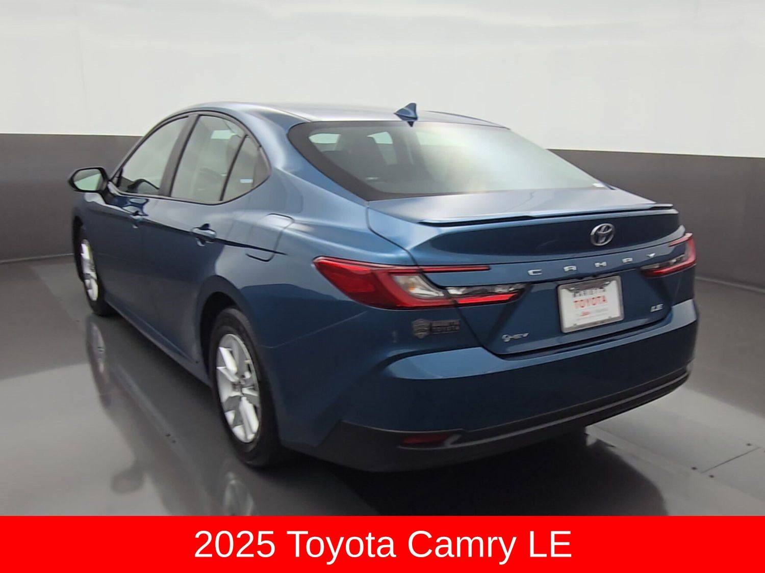 Used 2025 Toyota Camry Sedan