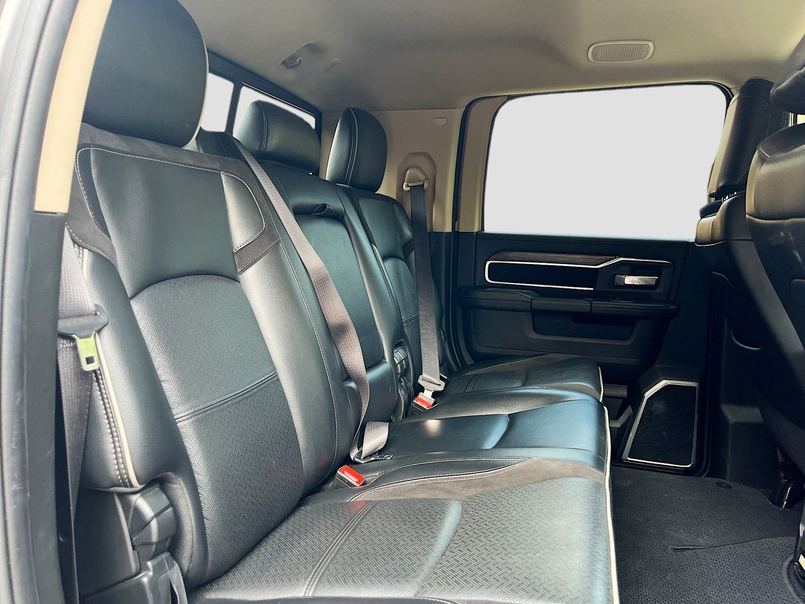 2021 RAM Ram 3500 Pickup Laramie - Photo 26