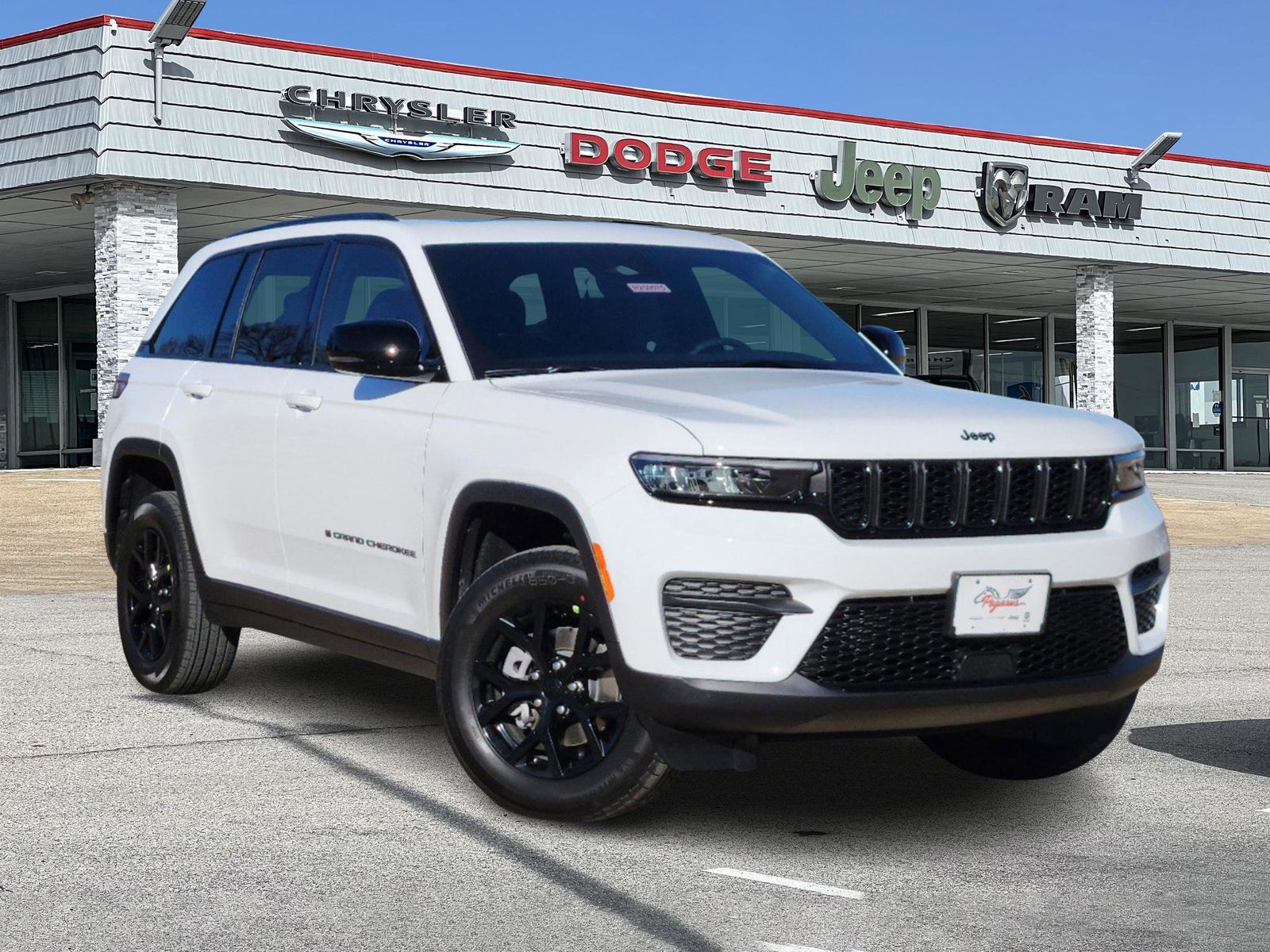 2025 Jeep Grand Cherokee Altitude X 1