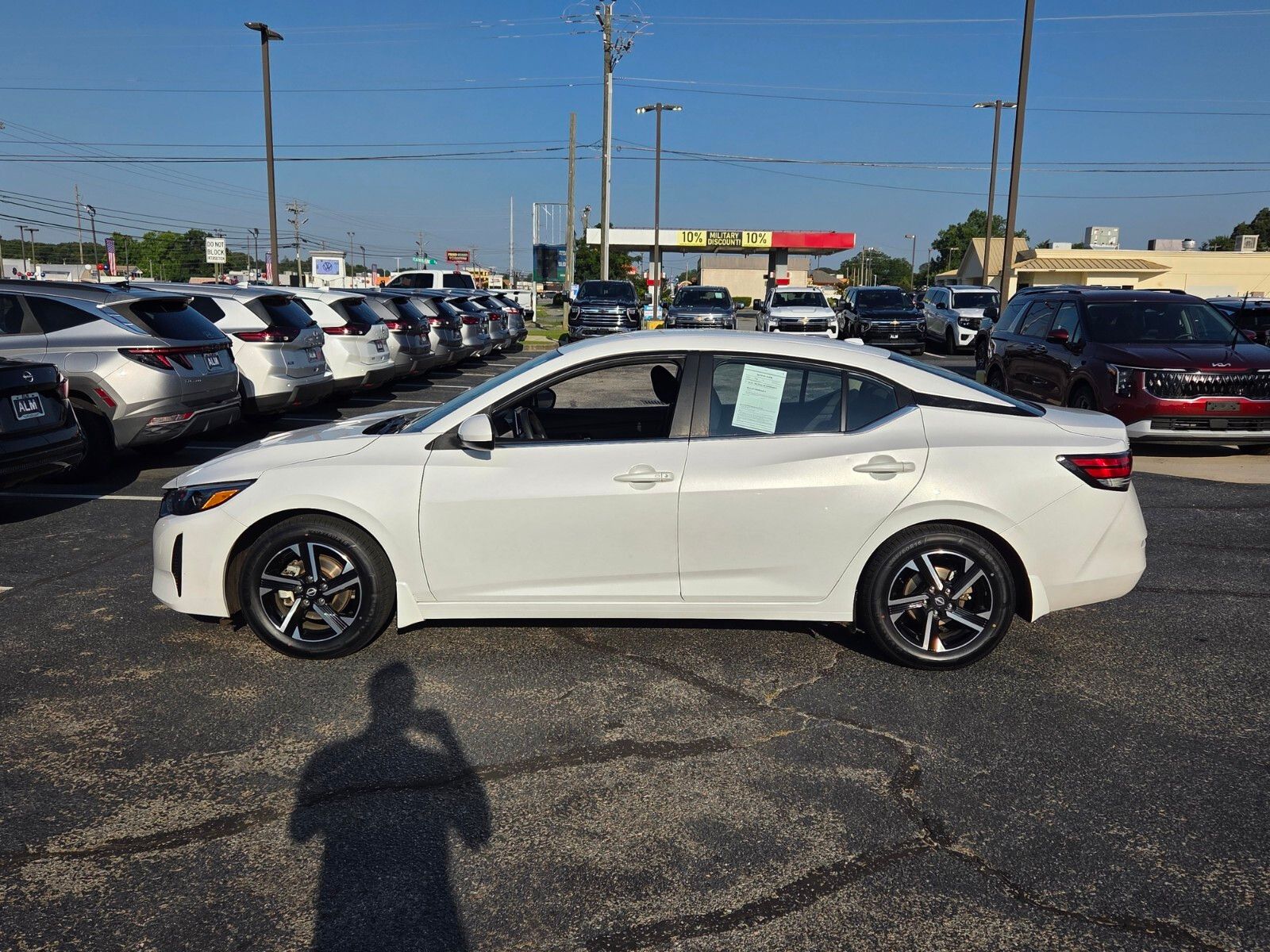Used 2024 White Nissan SV image 4