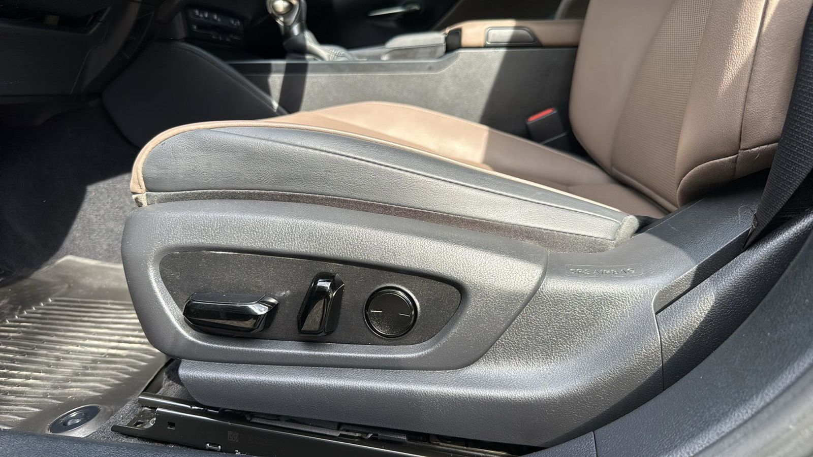 Used Car 2022 Lexus Es  350 For Sale Under $35,000 In Austin, Texas