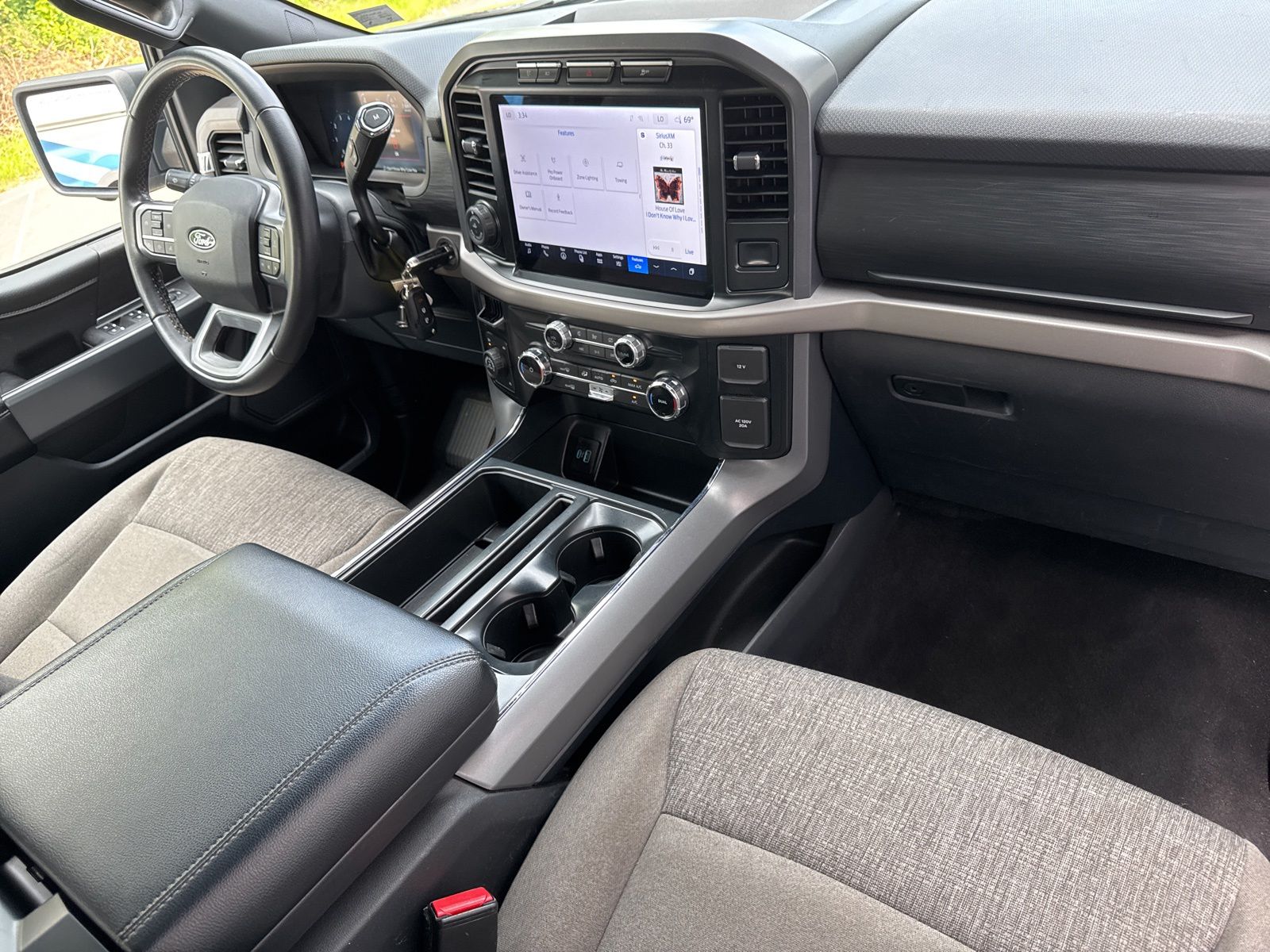 2024 Ford F-150 XLT - Photo 38
