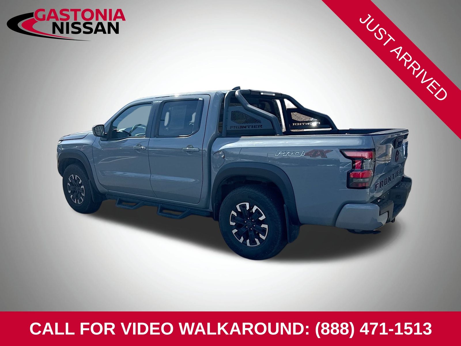 2023 Nissan Frontier PRO-4X Crew Cab 4WD