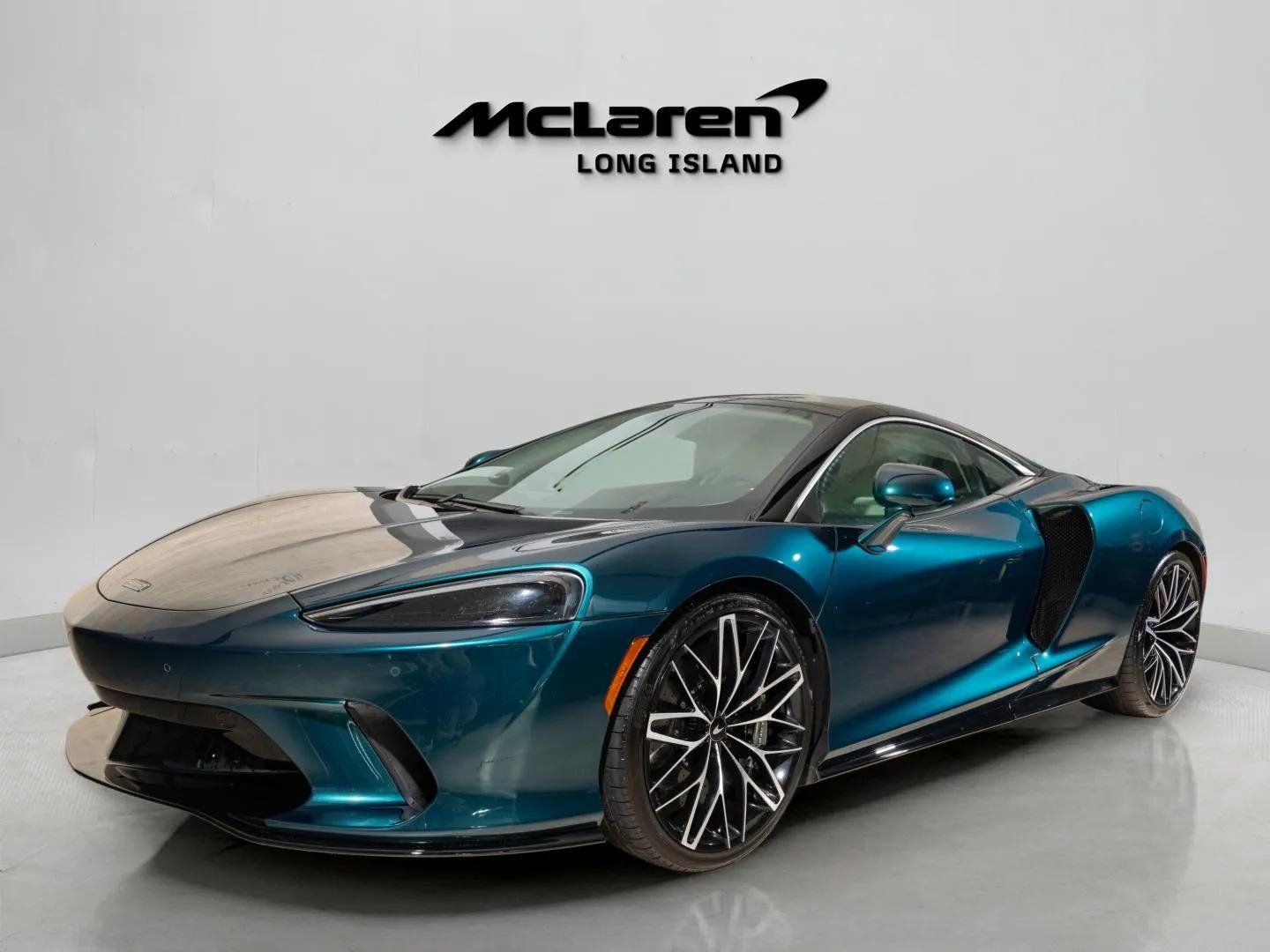 2023 McLaren GT RWD