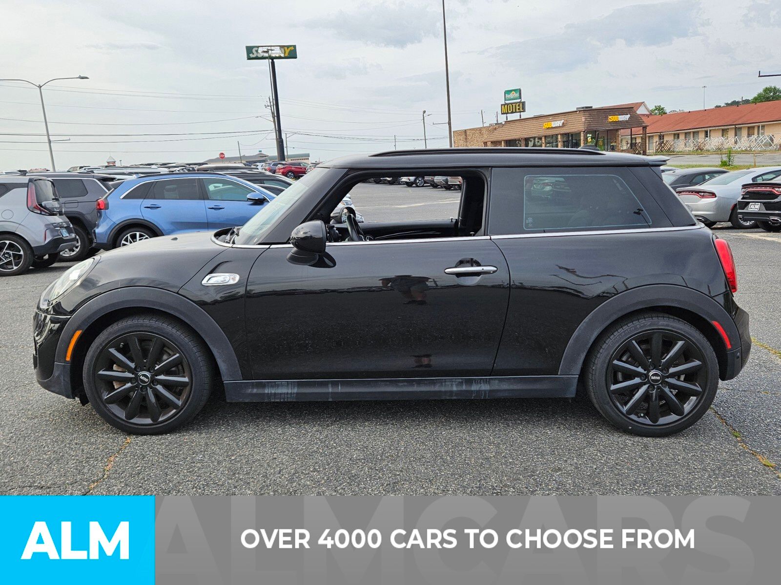 Used 2019 MINI Hardtop 2 Door S with VIN WMWXP7C55K2H60989 for sale in Perry, GA
