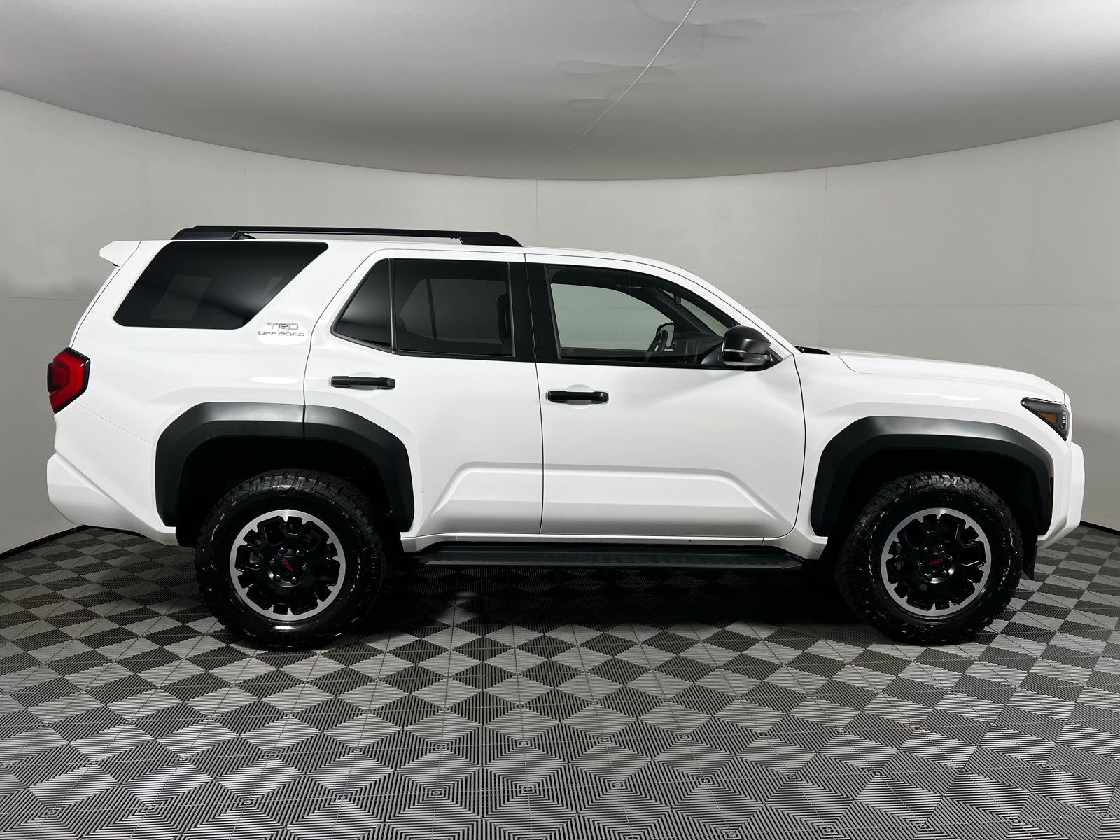 Thumbnail: 2025 Toyota 4Runner - 4