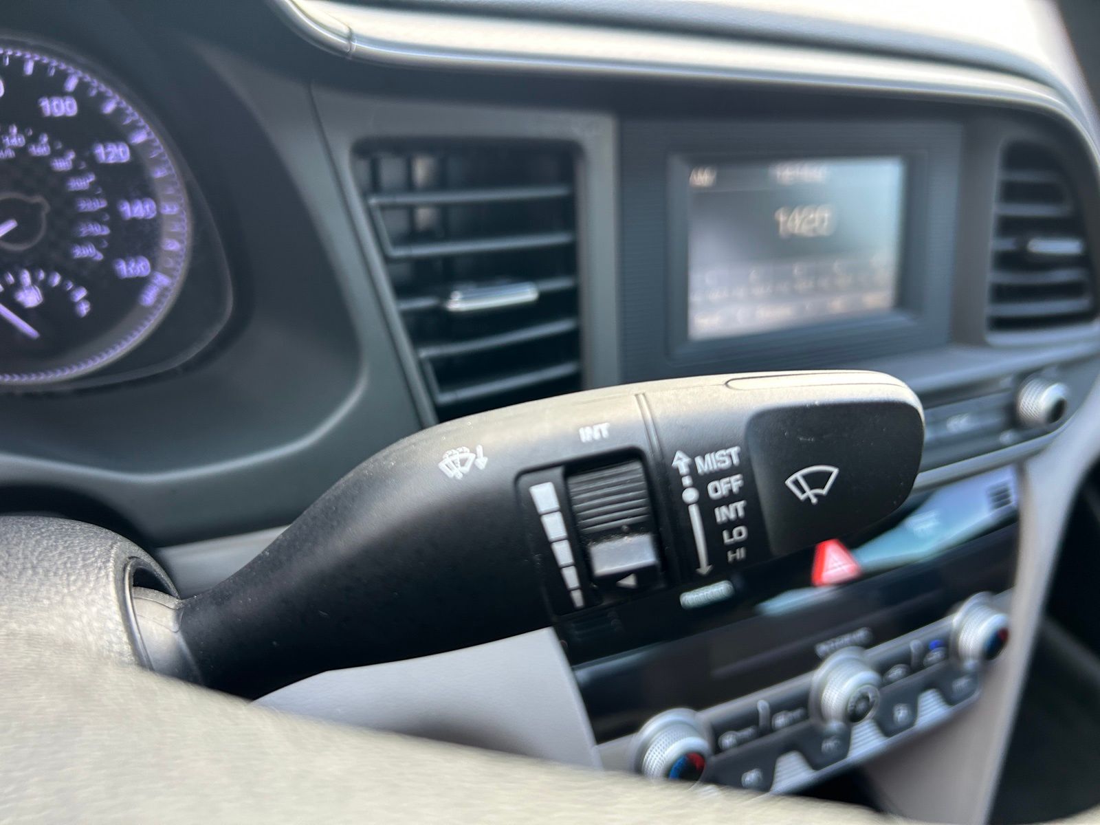 Used Car 2020 Hyundai Elantra  Se For Sale Under $15,000 In Austin, Texas