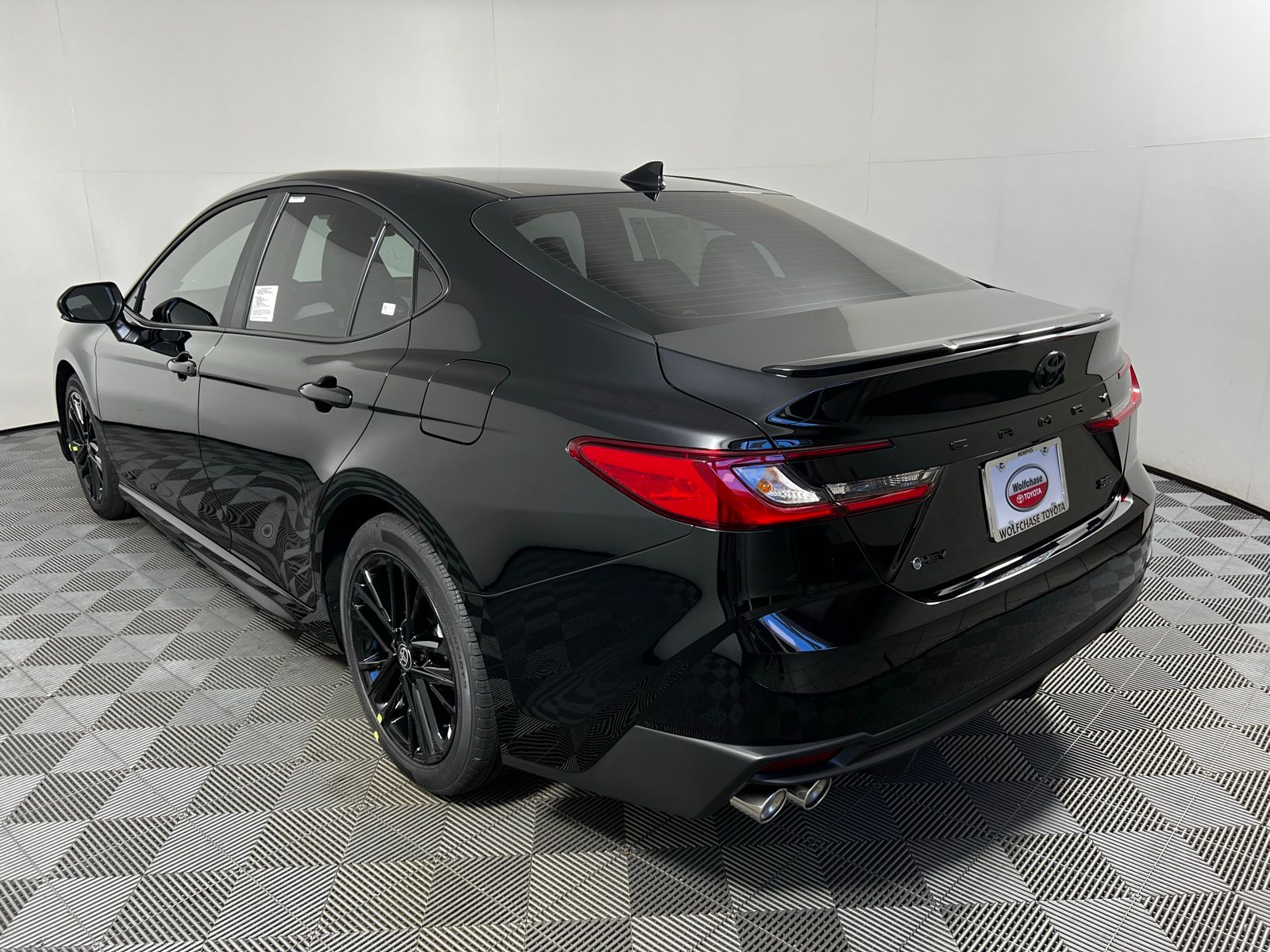Thumbnail: 2025 Toyota Camry - 7