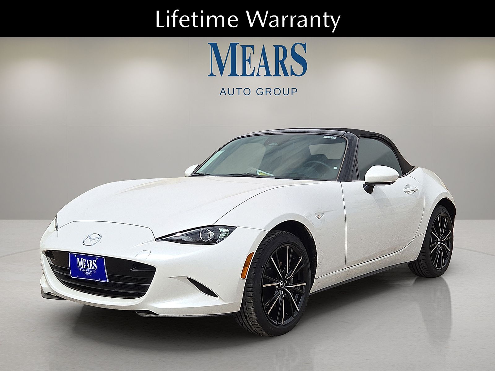 Snowflake White Pearl Mica 2026 Mazda MX-5 Miata Convertible Rear-Wheel Drive 6-Speed Manual