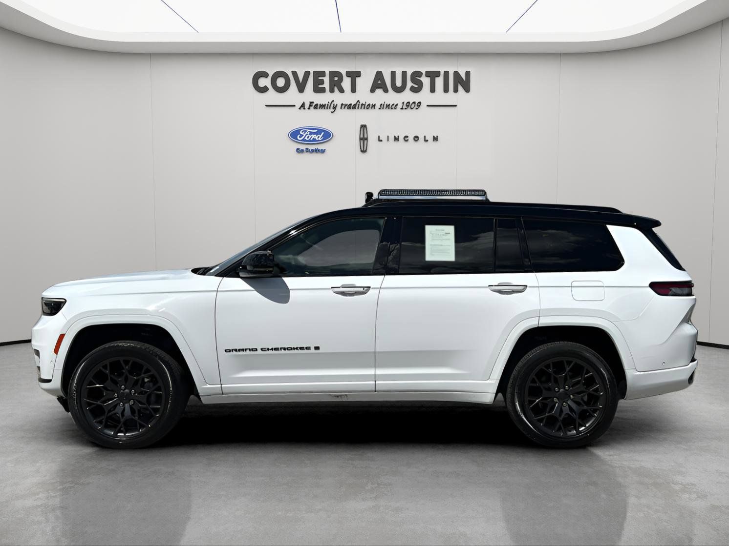 Used Car 2023 Jeep Grand Cherokee L  Summit For Sale Under $50,000 In Austin, Texas