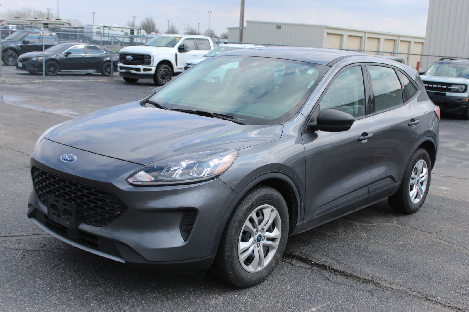 View vehicle photo 2