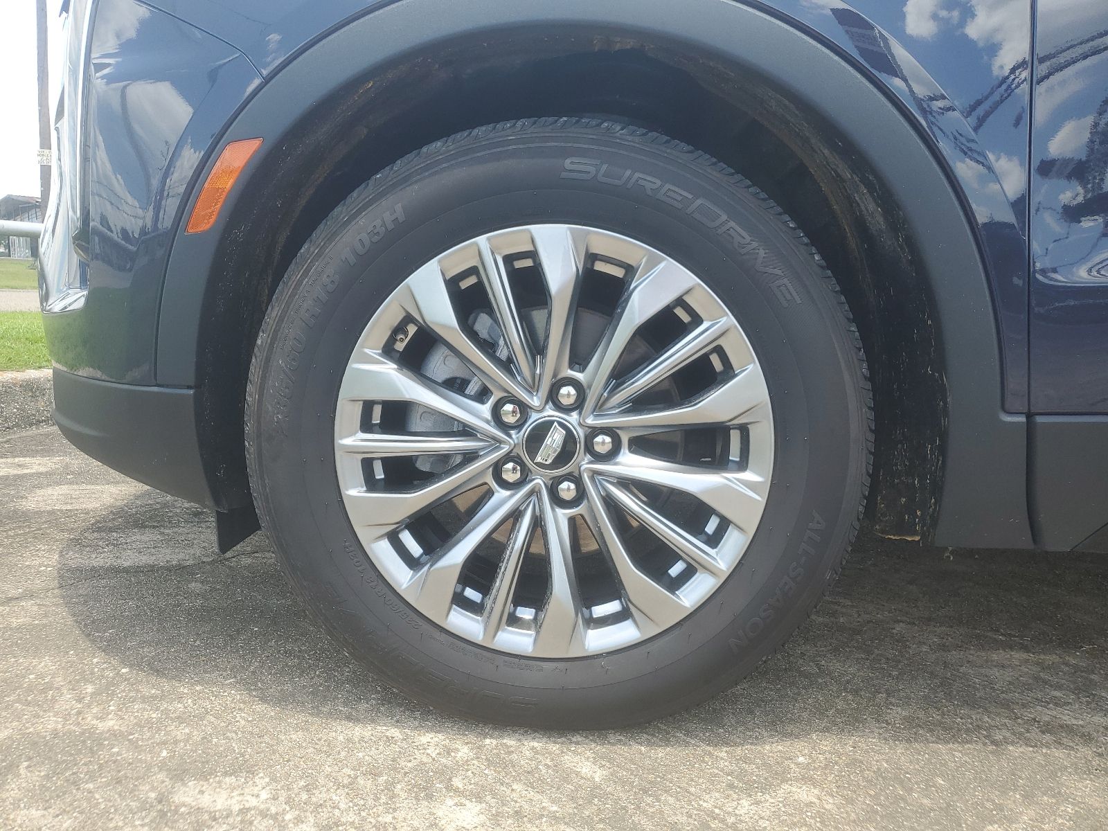 2024 Cadillac XT4 Premium Luxury Black at Ross Downing Buick GMC