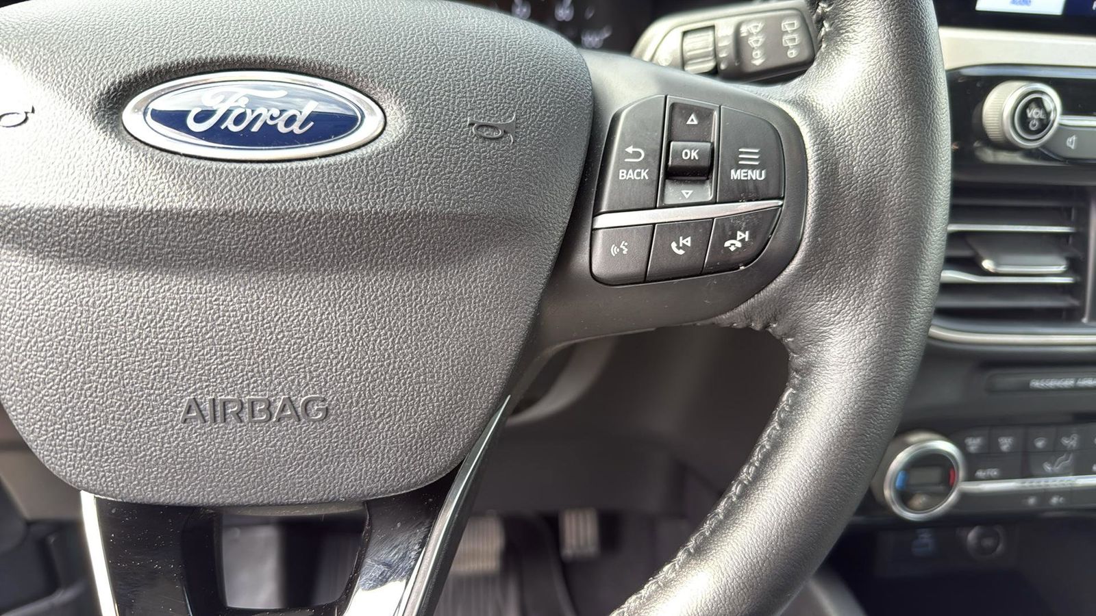 Used Car 2021 Ford Escape  Se For Sale Under $20,000 In Austin, Texas