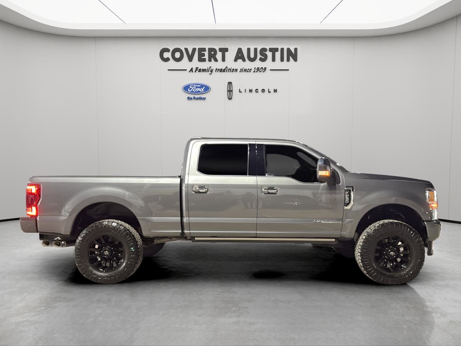 Used Car 2022 Ford F-250sd  Platinum For Sale Under $70,000 In Austin, Texas