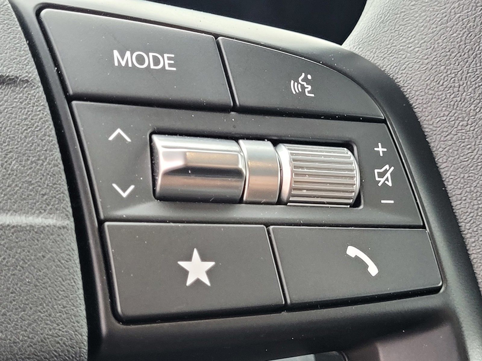 2025 Kia K4 LXS - Photo 30
