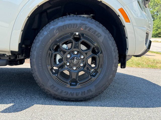 New 2026 Desert Sand Ford XLT image 8