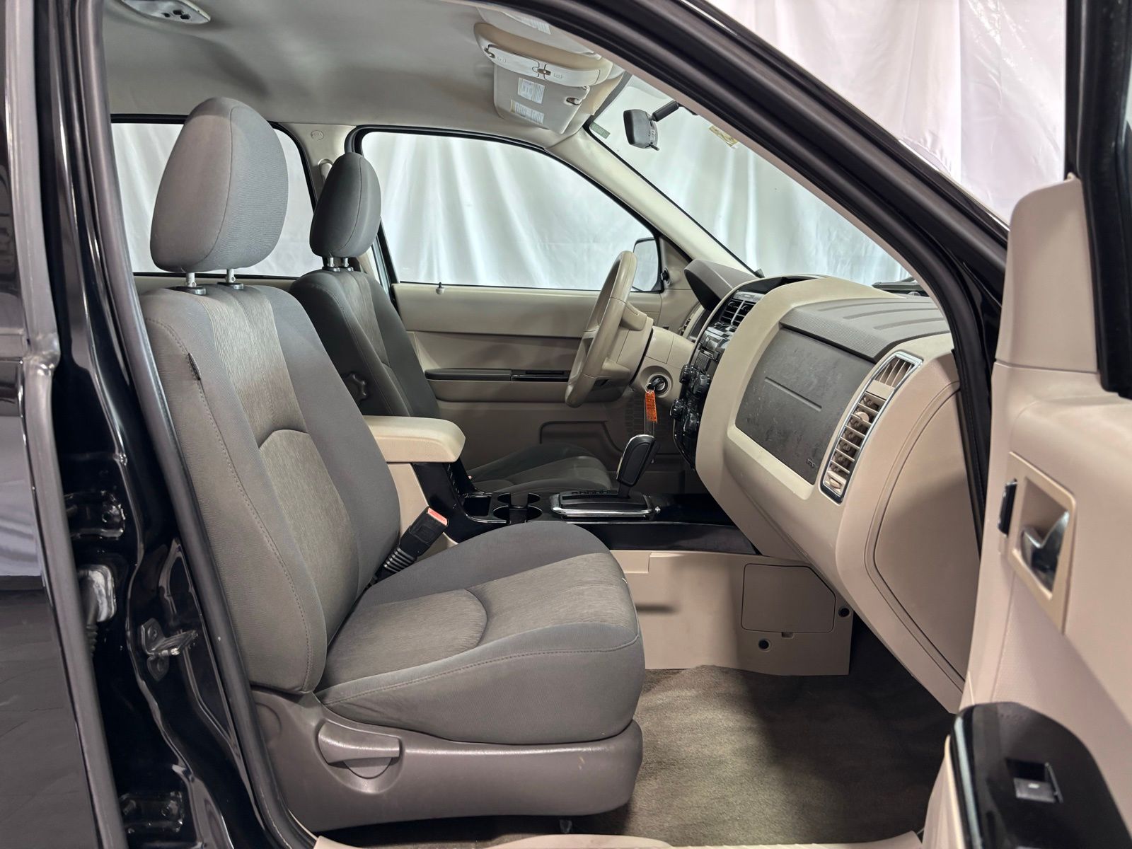 Used Car 2008 Mazda Tribute  I For Sale Under $10,000 In Austin, Texas