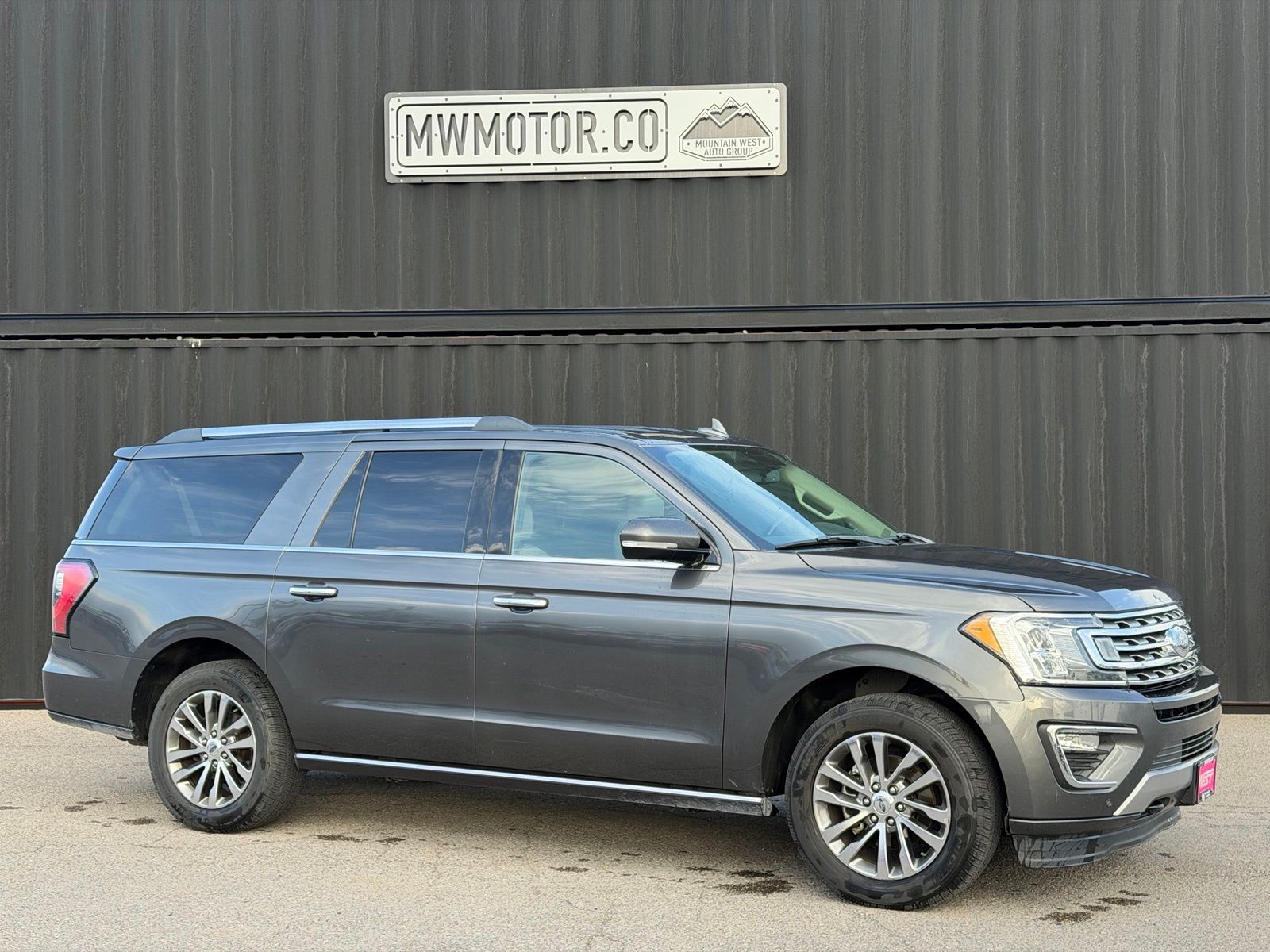 Gray (Magnetic) 2018 Ford Expedition MAX Limited 4WD SUV / Crossover Four-Wheel Drive Automatic