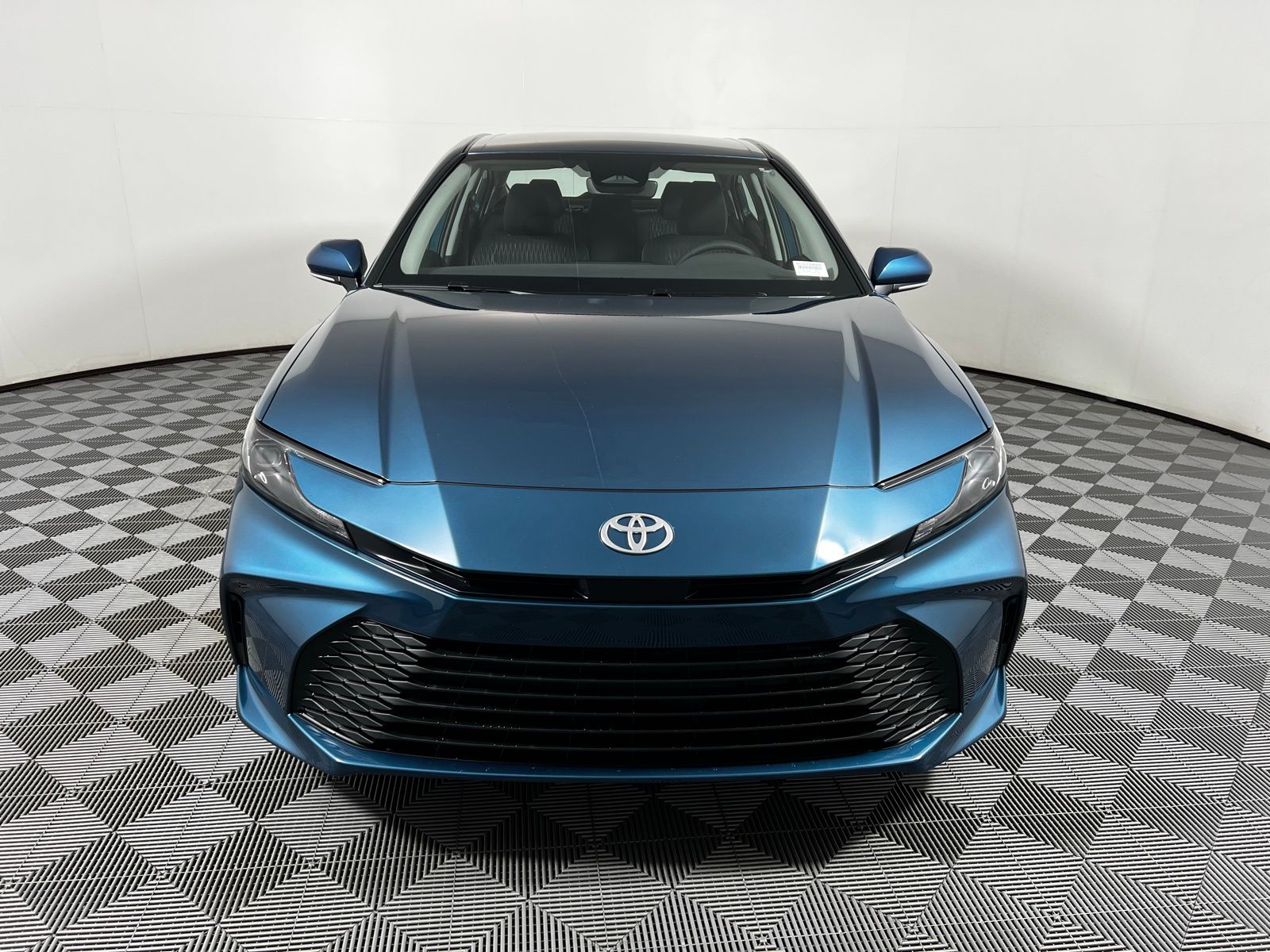 Thumbnail: 2025 Toyota Camry - 2