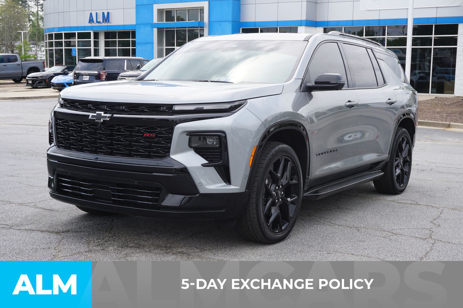 View vehicle photo 5