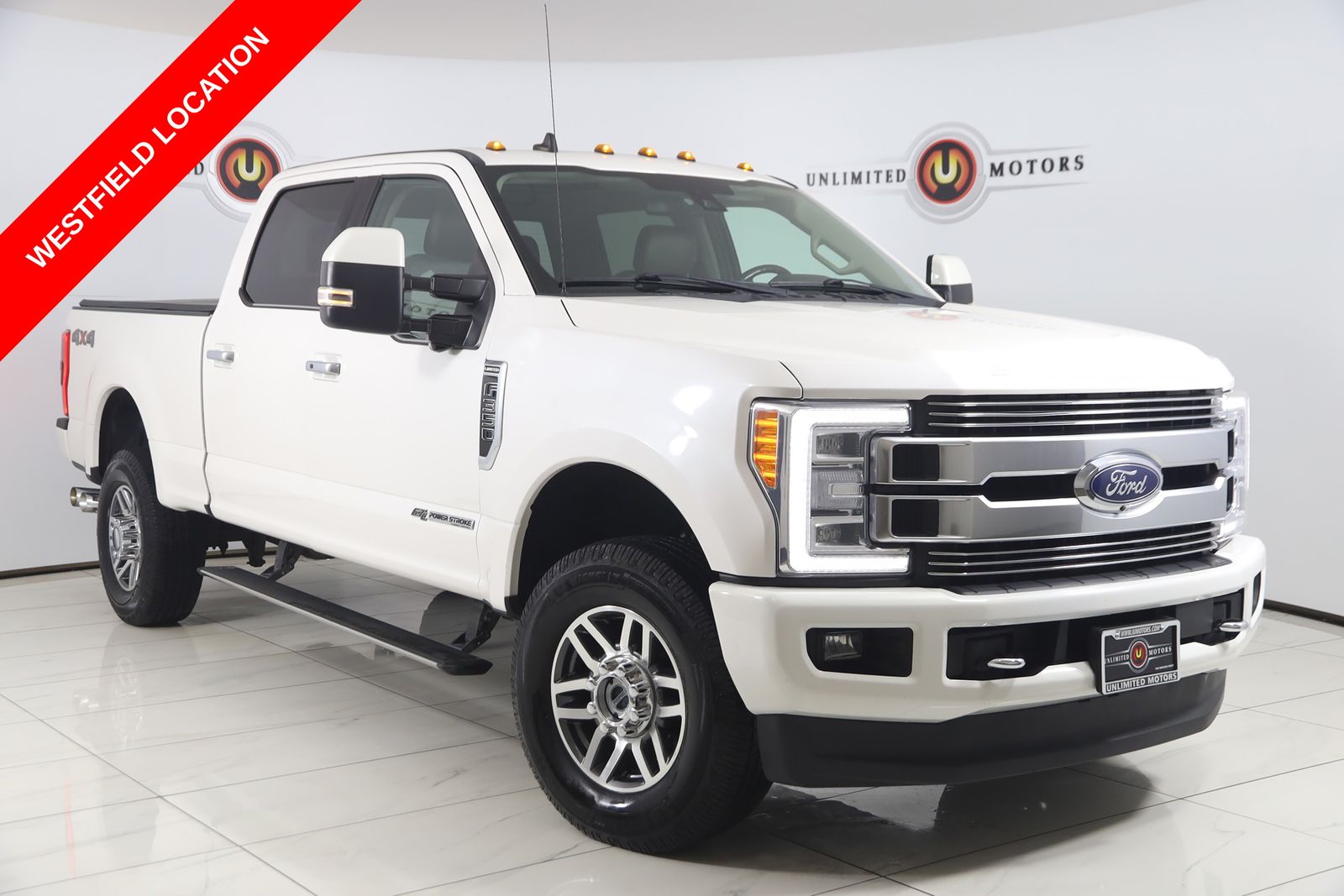 White Platinum Clearcoat Metallic 2019 Ford F-350 Super Duty Pickup Truck Four-Wheel Drive 6-Speed Automatic