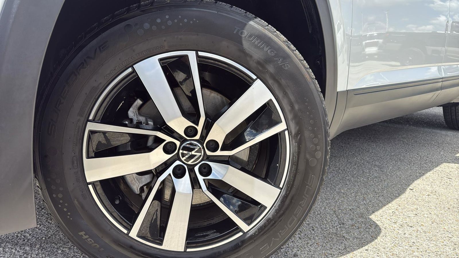 Used Car 2023 Volkswagen Atlas  2.0t Se For Sale Under $25,000 In Austin, Texas