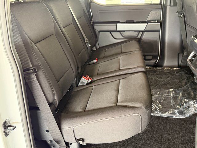 New 2026 Oxford White Ford XLT image 13