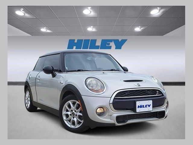 White Silver 2015 MINI Cooper Hatchback Front-Wheel Drive 6-Speed Automatic