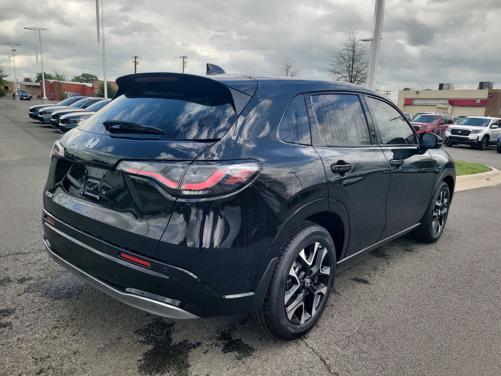 View vehicle photo 3