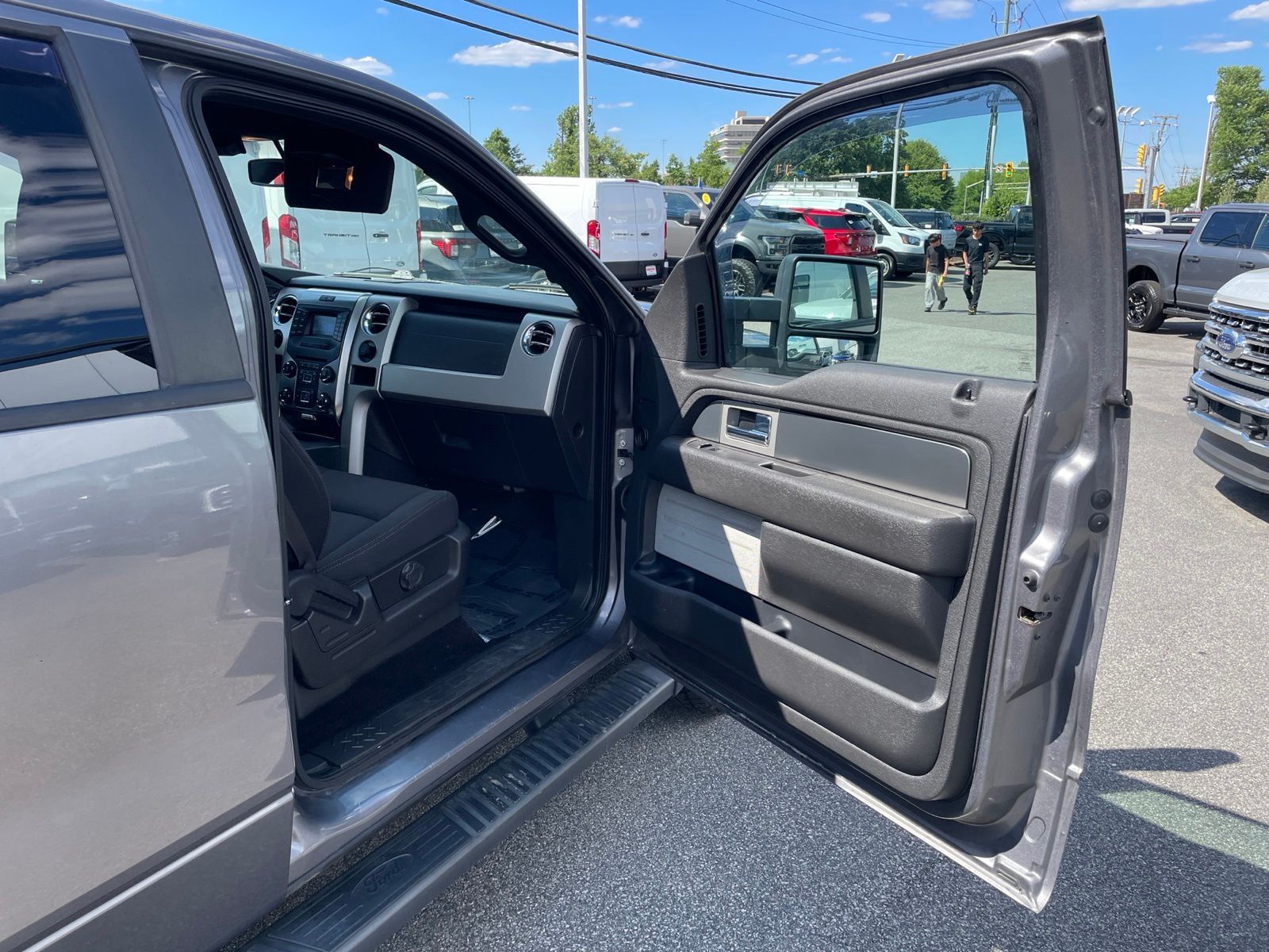 Used 2014 Sterling Gray Metallic Ford FX4 image 16