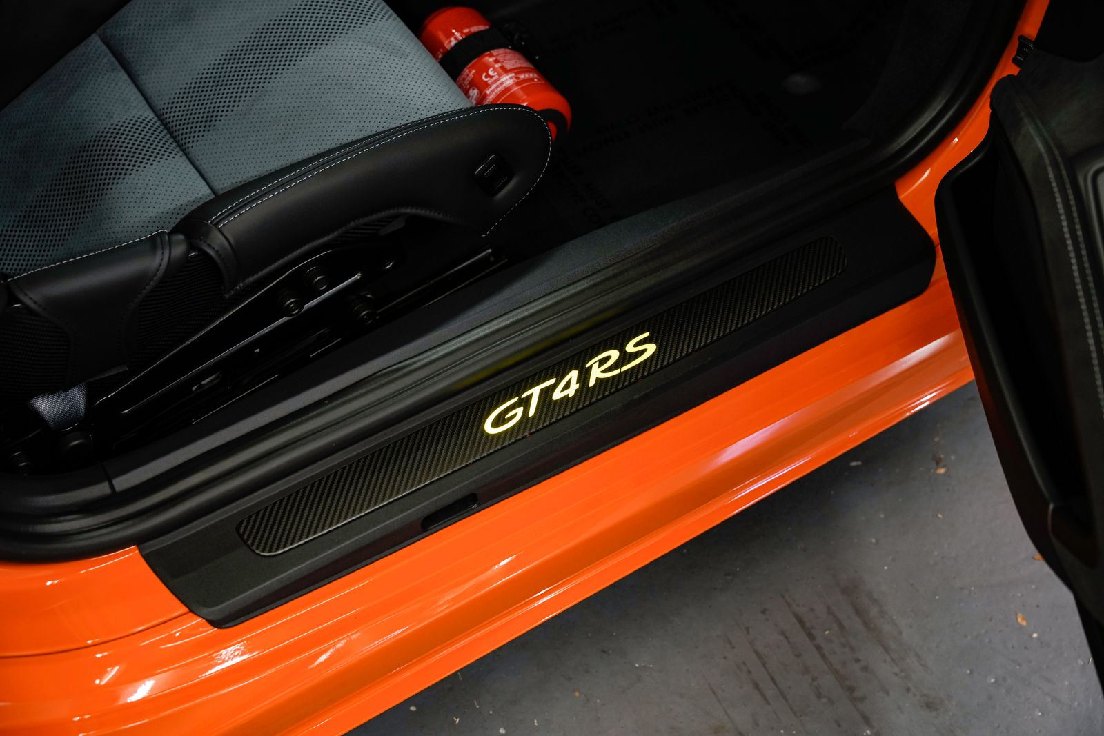 2023 Porsche 718 Cayman GT4 RS — photo 22