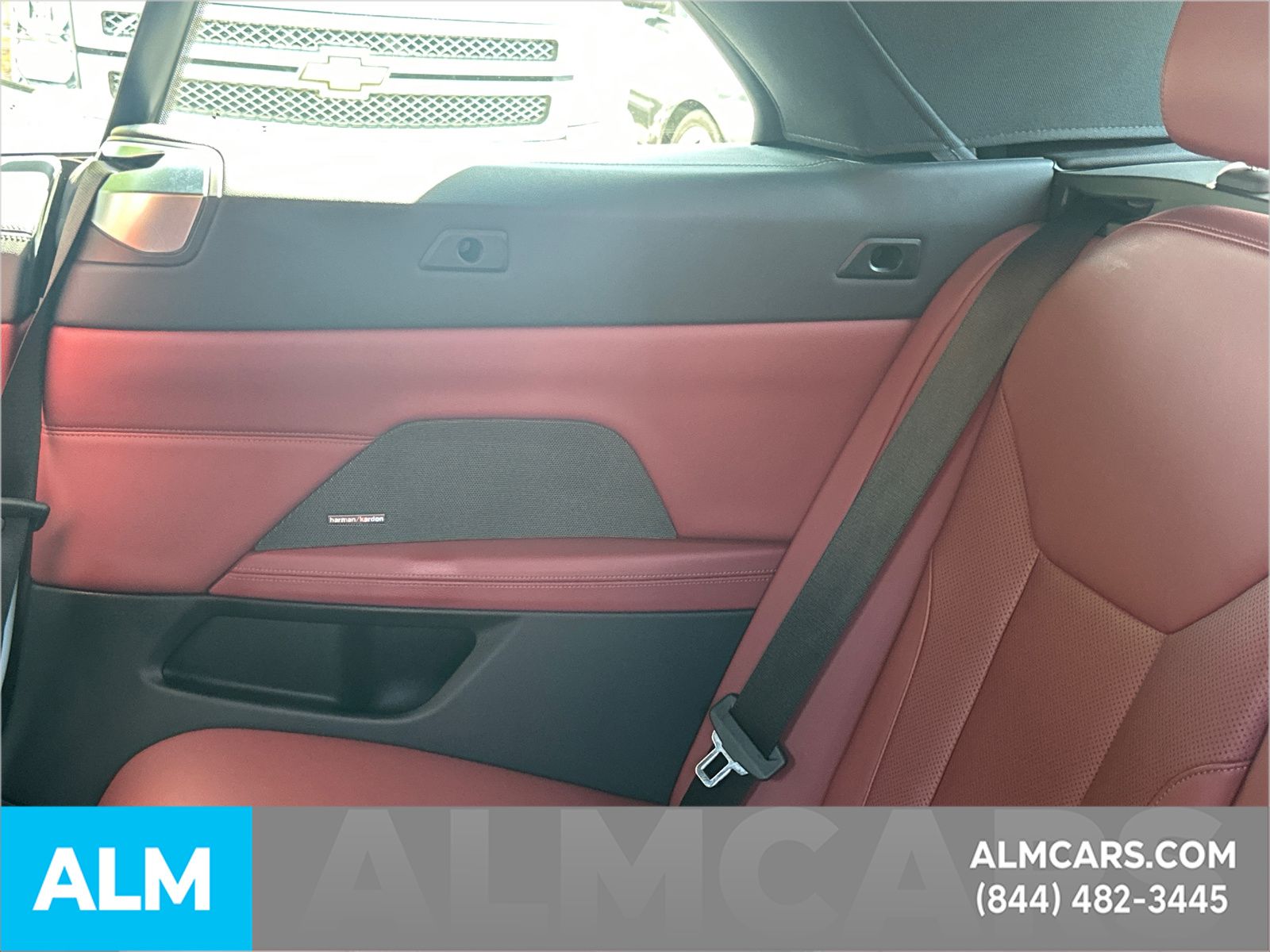 Used 2025 White BMW M440i image 22