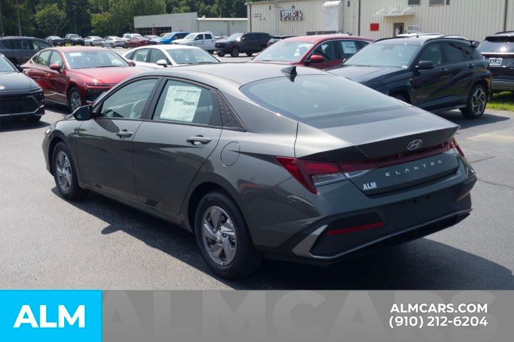 Certified Used 2026 Gray Hyundai SE image 9