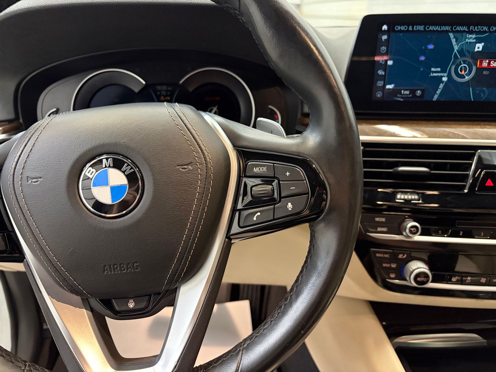 2018 BMW 5 Series 530i - Photo 15