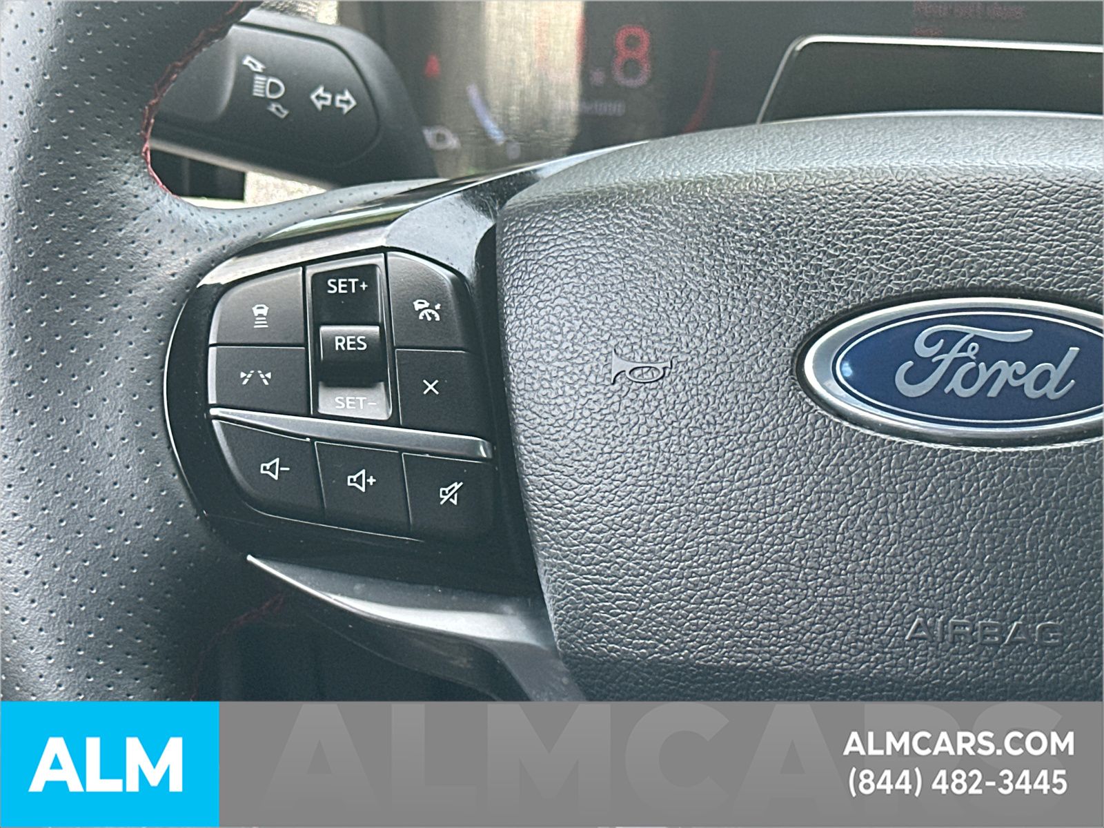 Used 2025 Gray Ford ST-Line image 28