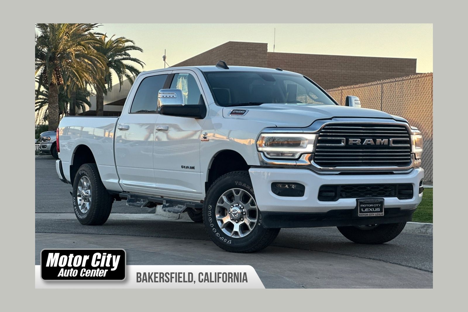Bright White Clearcoat 2024 RAM 2500 Laramie Crew Cab 4WD Pickup Truck Four-Wheel Drive 6-Speed Automatic