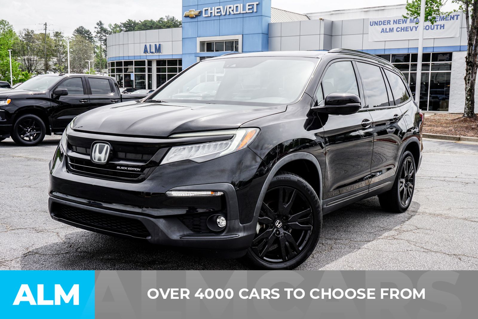 View vehicle photo 3