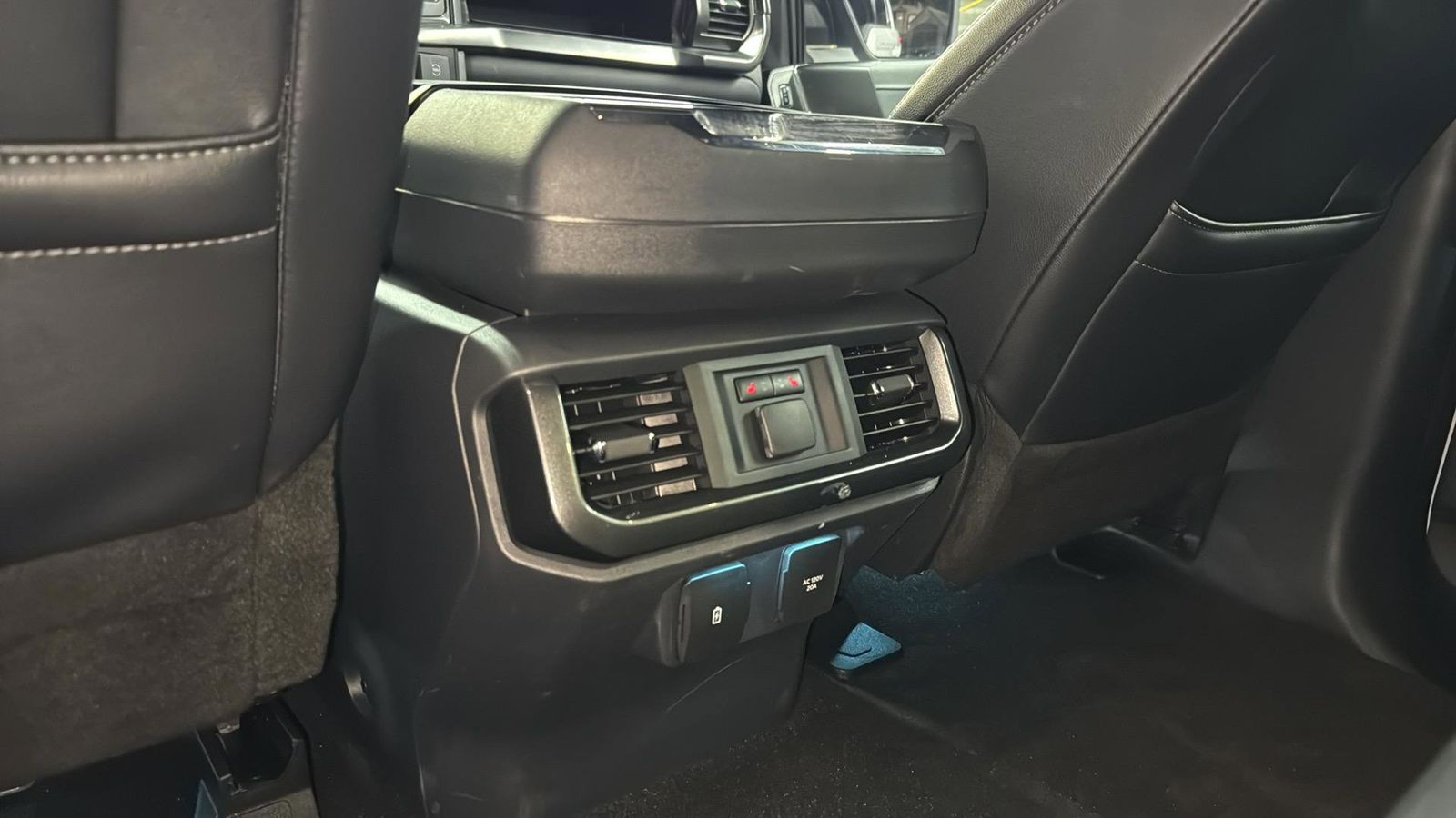 Used Car 2022 Ford F-150  Lariat For Sale Under $40,000 In Austin, Texas