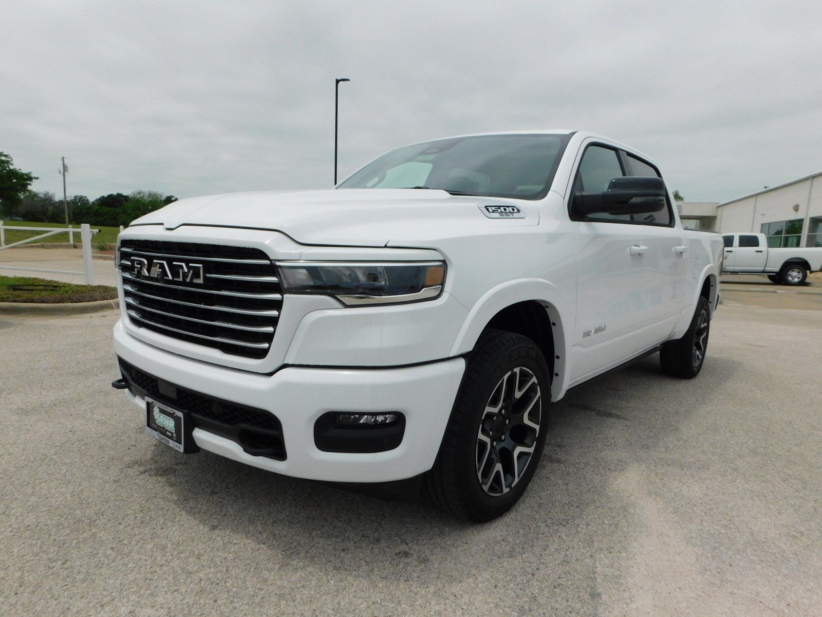 2025 Ram 1500 Laramie 4