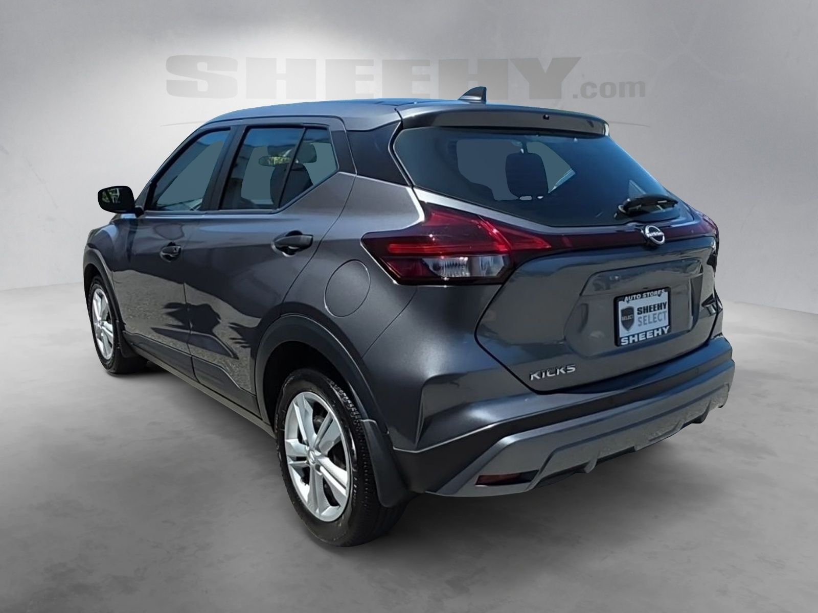 Used 2024 Gray Nissan S image 14