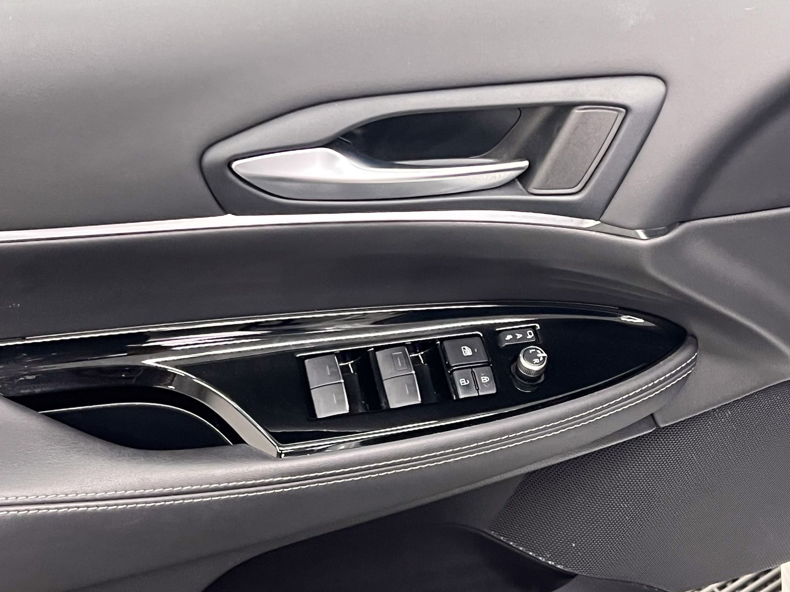 used 2023 Toyota Mirai car, priced at $12,088