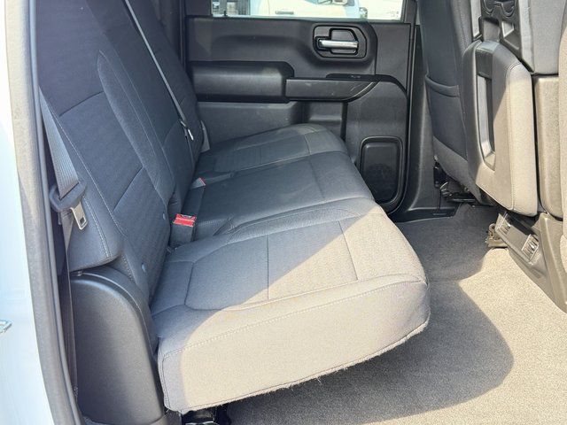 Used 2022 Summit White Chevrolet Custom image 30