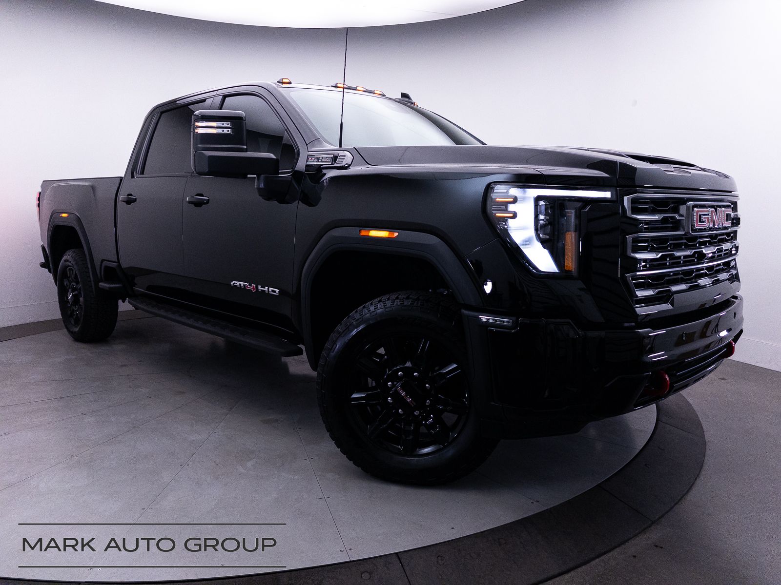 2025 GMC Sierra 2500HD AT4