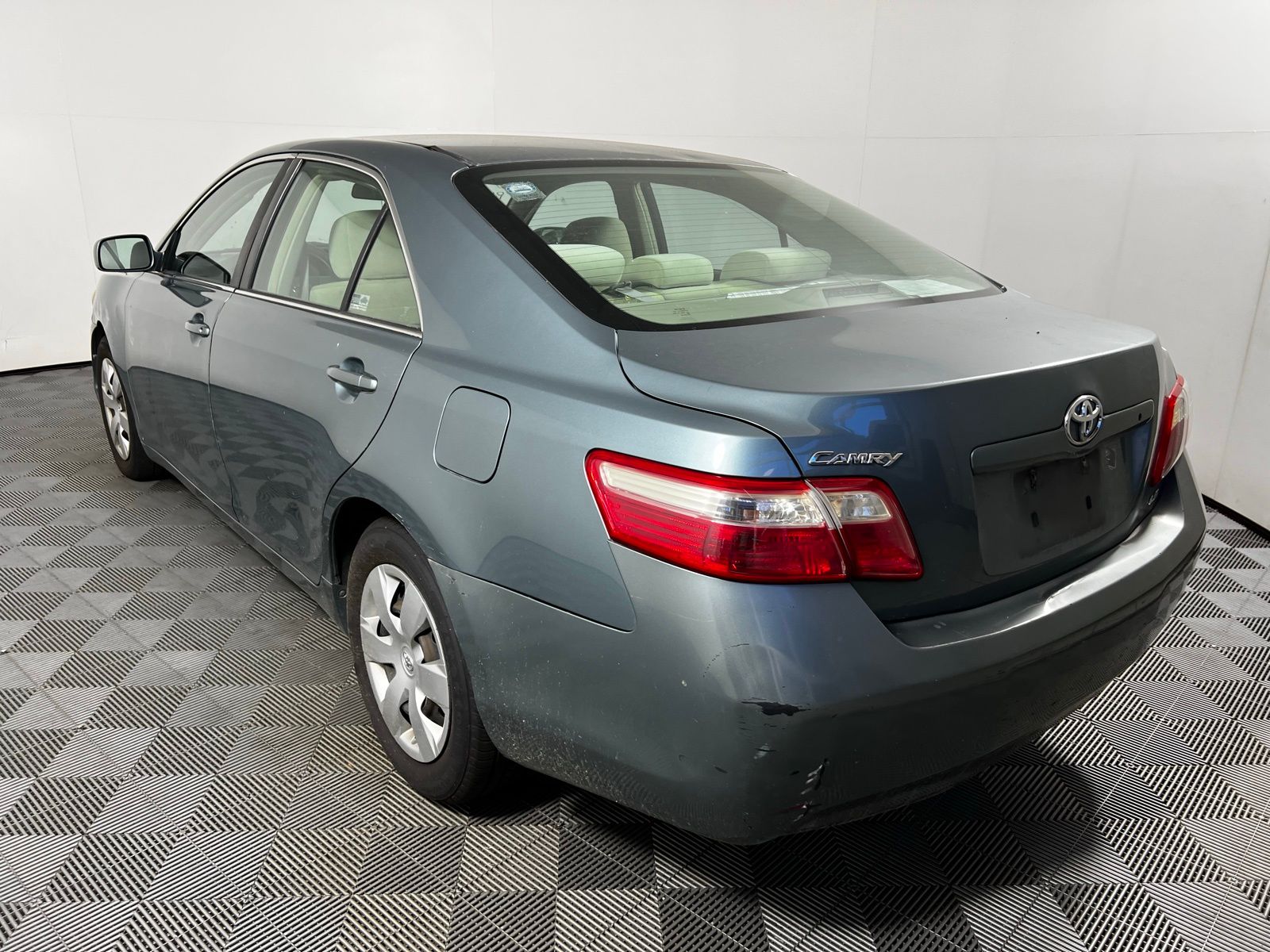 Thumbnail: 2009 Toyota Camry - 7